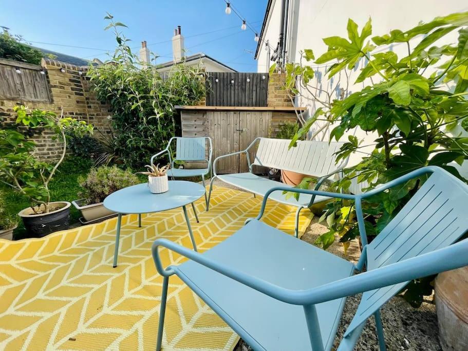 Northdene Cottage - Cosy Old Fisherman'S Cottage Two Mins From Sea - Free Parking - Wood Burning Stove - Roll Top Bath - Dog Friendly Deal Exteriér fotografie