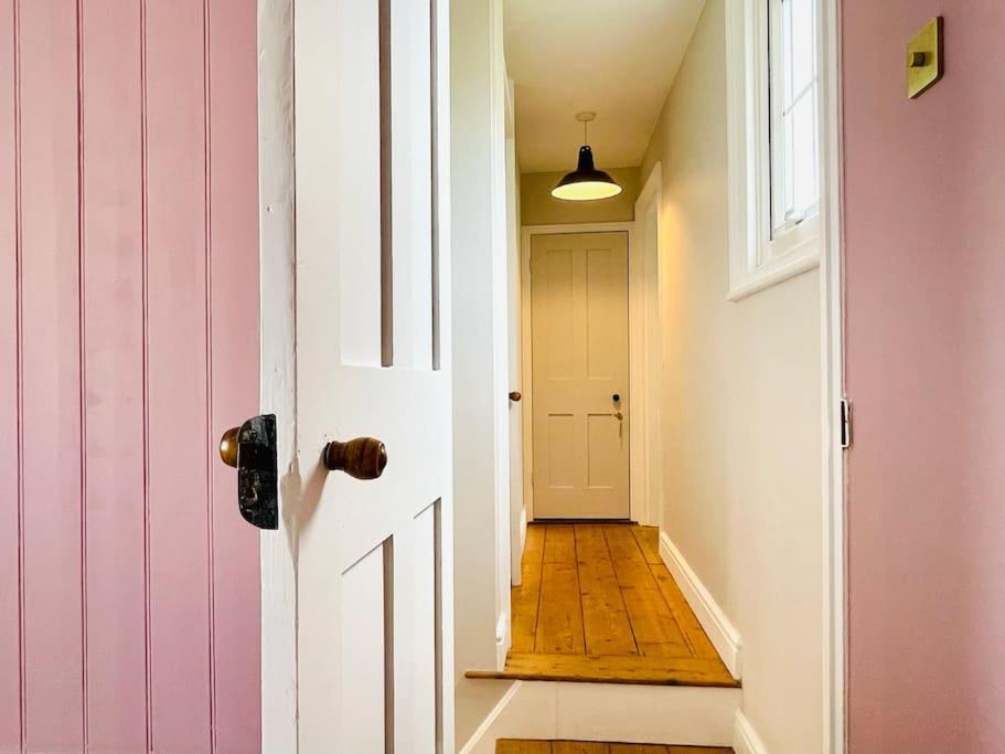 Northdene Cottage - Cosy Old Fisherman'S Cottage Two Mins From Sea - Free Parking - Wood Burning Stove - Roll Top Bath - Dog Friendly Deal Exteriér fotografie