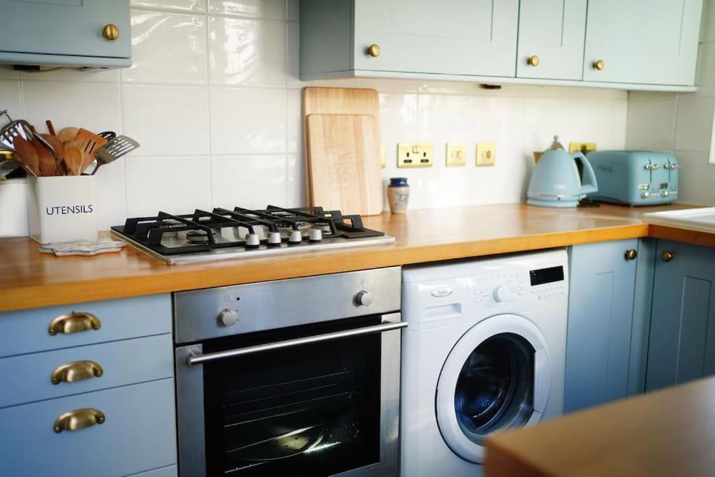 Northdene Cottage - Cosy Old Fisherman'S Cottage Two Mins From Sea - Free Parking - Wood Burning Stove - Roll Top Bath - Dog Friendly Deal Exteriér fotografie